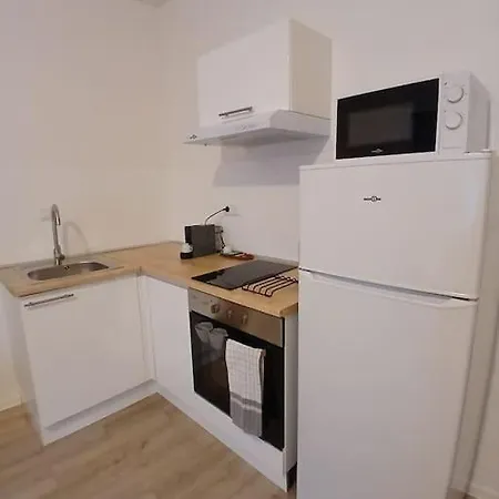 Apartment F1 Orchidee *