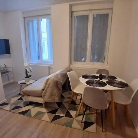 Apartment F1 Orchidee *
